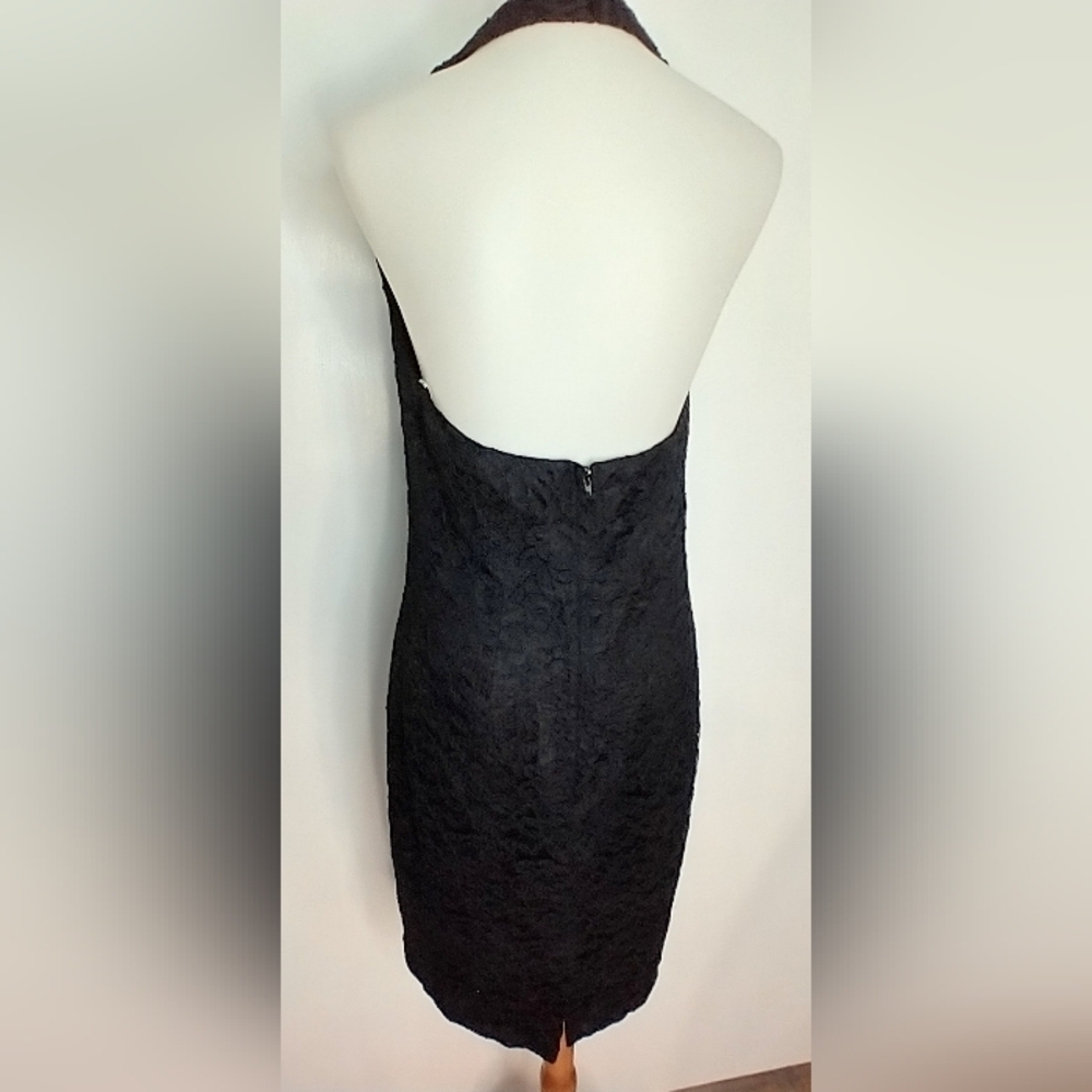 RETRO BLACK LACE HALTER - Picture 3 of 7